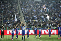 کاپیتان استقلال آخر بازی عوض شد!/ عکس
