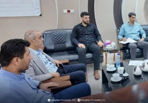 جلسه ویژه برای بازگشت استقلال به خانه