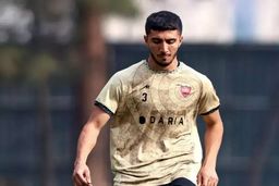 مدافع پرسپولیس فصل را از دست داد!