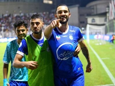 مهاجم استقلال را با چهره جدید نمی‌شناسید/ عکس