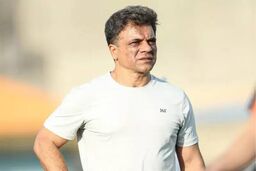 بازی تدارکاتی شمس آذر با ملوان در انزلی