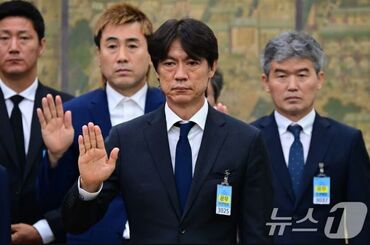 صرفا جهت یادآوری به تاج و قلعه‌نویی؛ سرمربی و مسئولان فدراسیون کره در مجلس هم رسما عذرخواهی کردند!