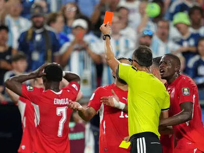 عجیب‌ترین اخراج جام: جنجال داوری به سود آرژانتین!