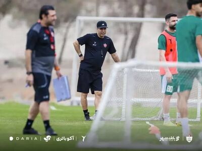 اختصاصی: سرقت بزرگ از سرمربی پرسپولیس