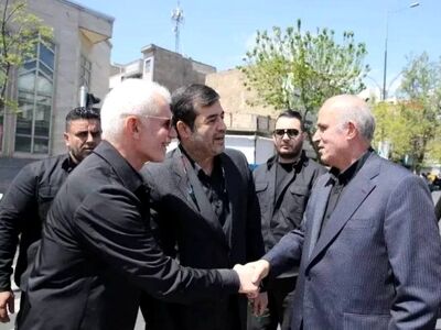 حضور تاج و دنیامالی در مراسم چهلم رهبر شهید انقلاب