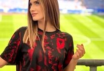 عکس هایی جذاب از زیباترین داور زن اروپا