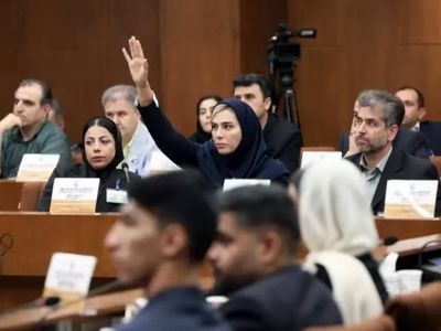 رئیس جوان با رای قاطع به فدراسیون بازگشت