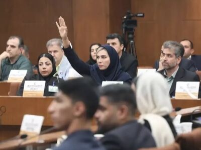 رئیس جوان با رای قاطع به فدراسیون بازگشت
