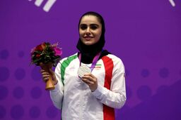 عکس جدید زهرا کیانی، ووشو‌کار و داور برنامه کاپیتان