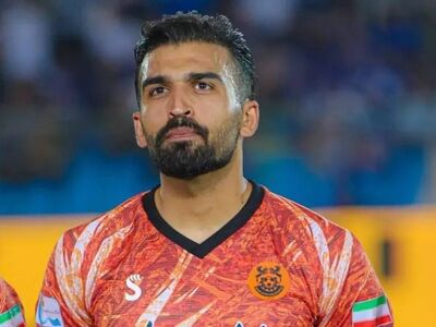 مدافع شهربابک: بله، جلوی دروازه توپ به دستم خورد!