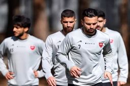 بازی تراکتور پرسپولیس رسما عقب افتاد