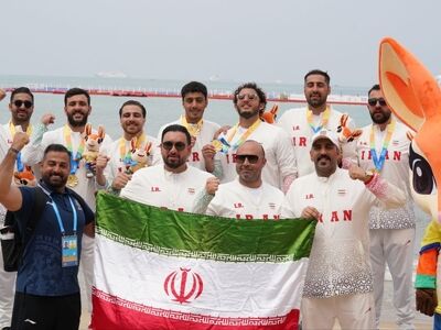 سلفی بازیکنان تیم ملی واترپلو بعد از قهرمانی /عکس 