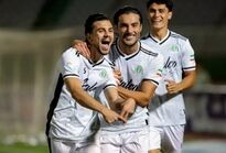 پدیده پیروز مثل خرگوش رفت و گل زد!