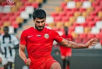 غندی‌پور قبل از پرواز به ژاپن گل زد