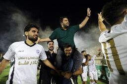 تبریک متفاوت چادرملو به سرمربی جوان