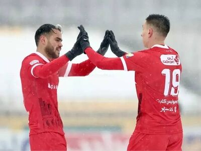 دو ستاره پرسپولیس روی نیمکت یخ زدند!