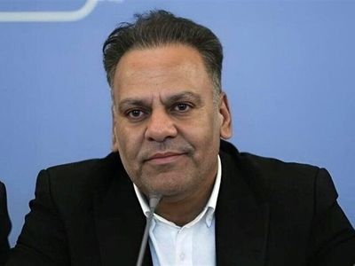 تفکری: ایستادگی مردم رمز پیروزی ایران مقابل دشمن است