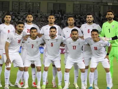 عکس بازیکن های تیم ملی ایران کنار ساحل