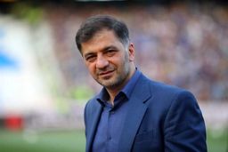انتقاد تند کریمی از مدیران استقلال و مربی معلوم الحال!