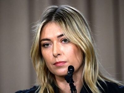 زیباترین زن تنیسور جهان در حال نرمش/ عکس