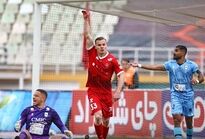 مدافع پرسپولیس در آستانه فسخ قرارداد/ تارتار این بازیکن را نمی‌خواهد