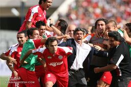 تلاش پرسپولیس برای ماندن در صدر اخبار؛ اگر فوتبالی بودید این روز تاریخی را جشن می‌گرفتید!